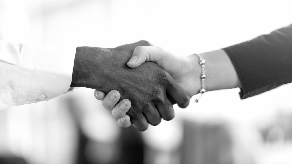 5 Tricks to Approach Your Pay Negotiations with Confidence